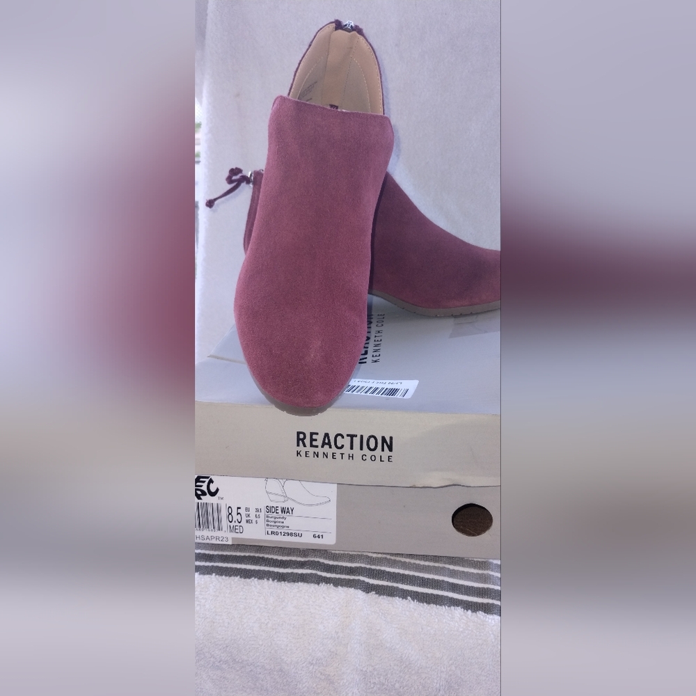 REACTION KENNETH COLE